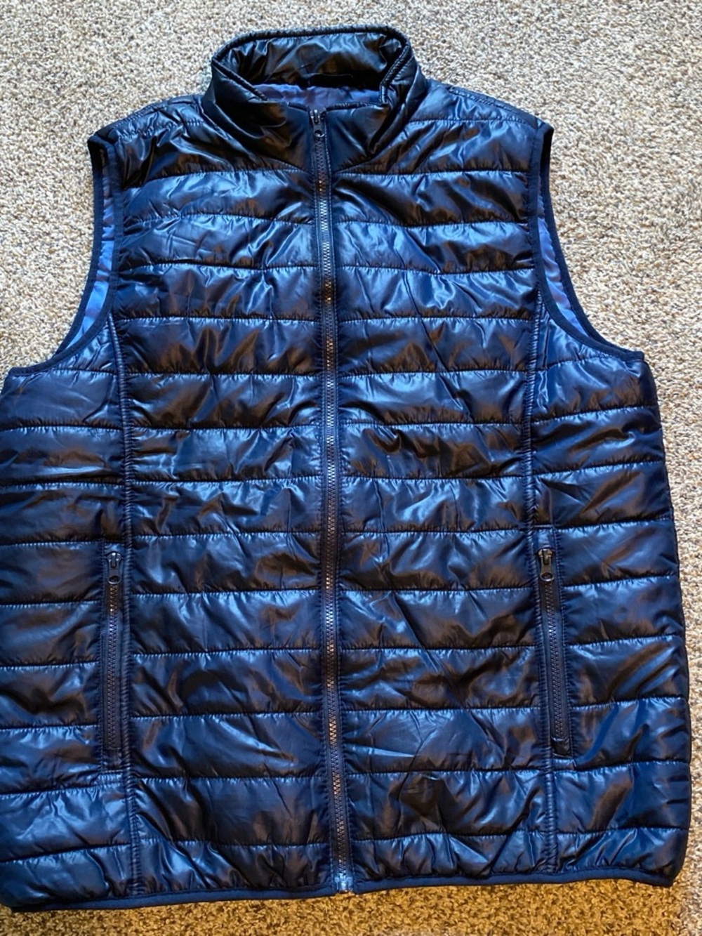 Atlas Outdoors Men's Quilted Puffer Vest in Navy Blue Size Medium